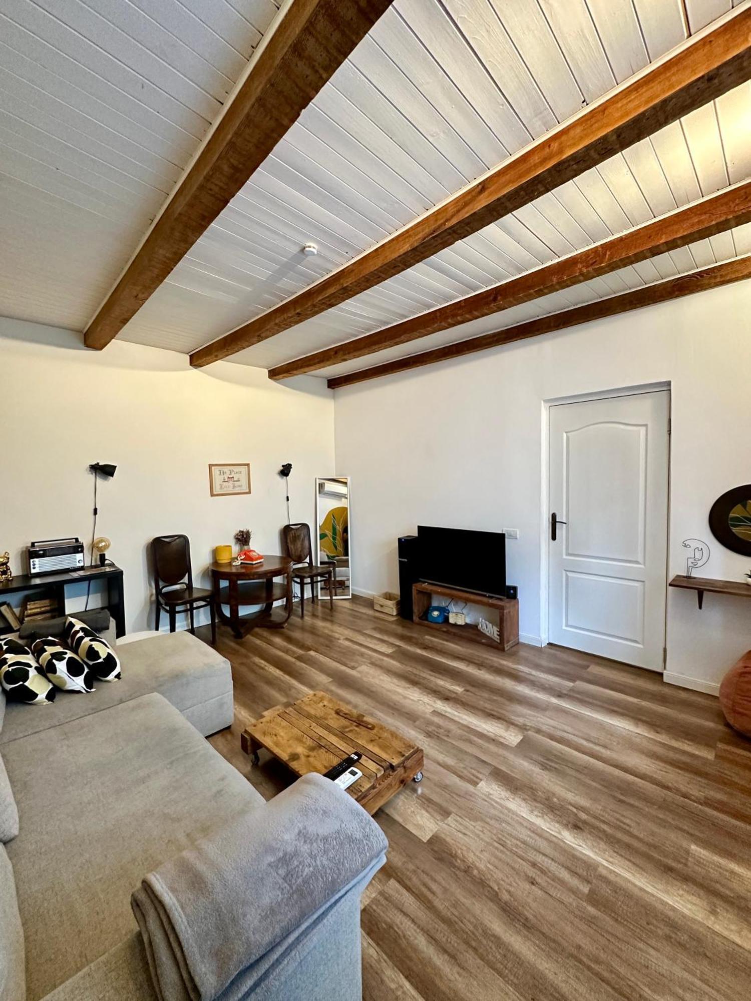 Interbelic House With Courtyard And Terrace Villa บูคาเรสต์ ภายนอก รูปภาพ